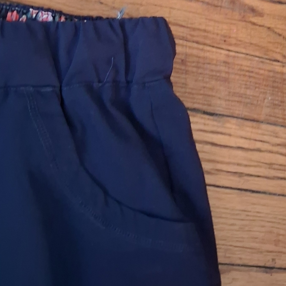 Betsey Johnson - Women’s Navy Blue Plus Size Scrub Set. Size 2X - Picture 11 of 16